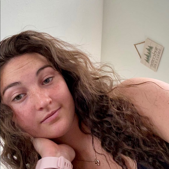 Meet your Posher, Aspen - Picture 1 of 1